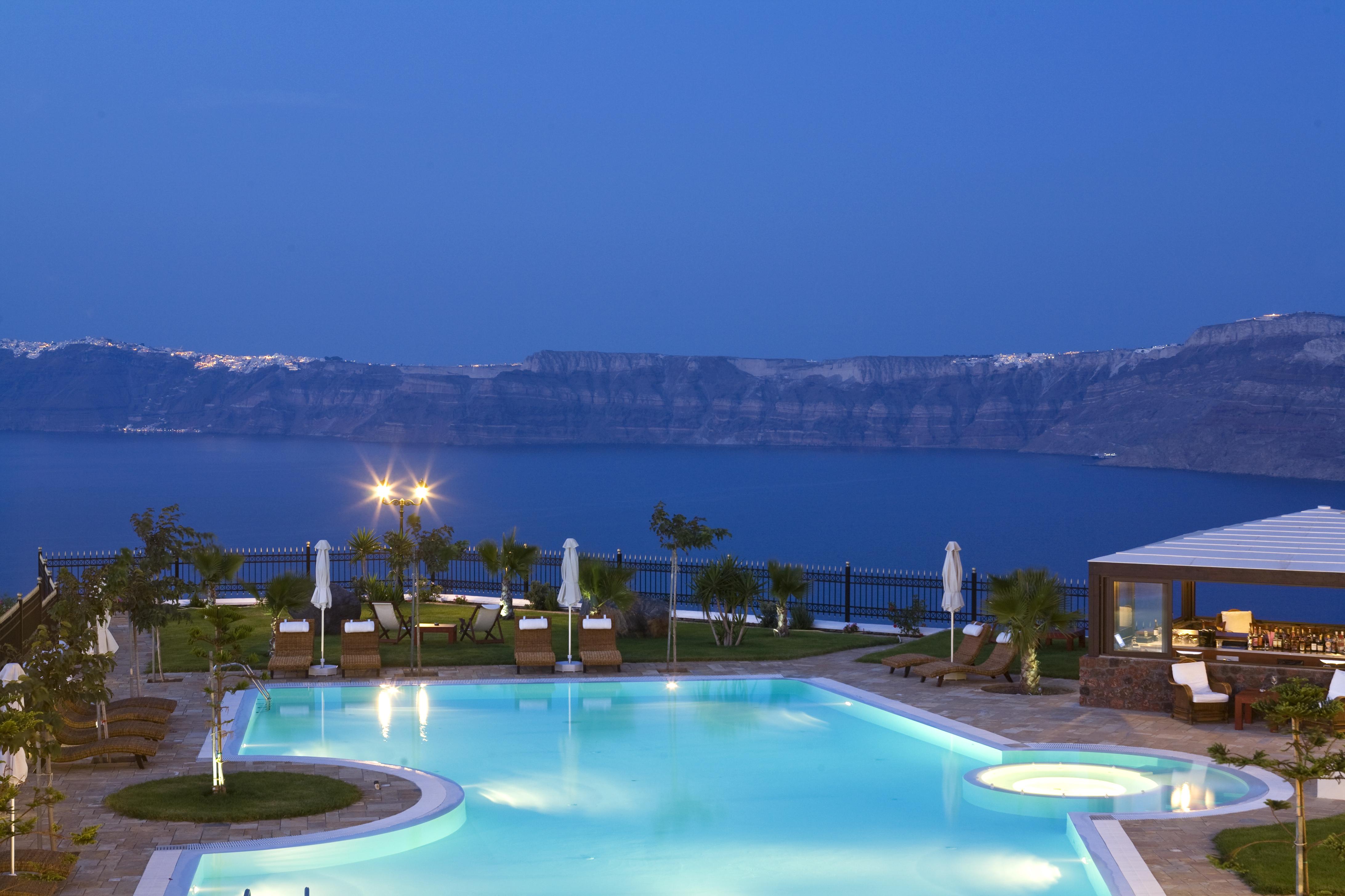 Maison Des Lys - Luxury Suites Akrotírion Eksteriør billede