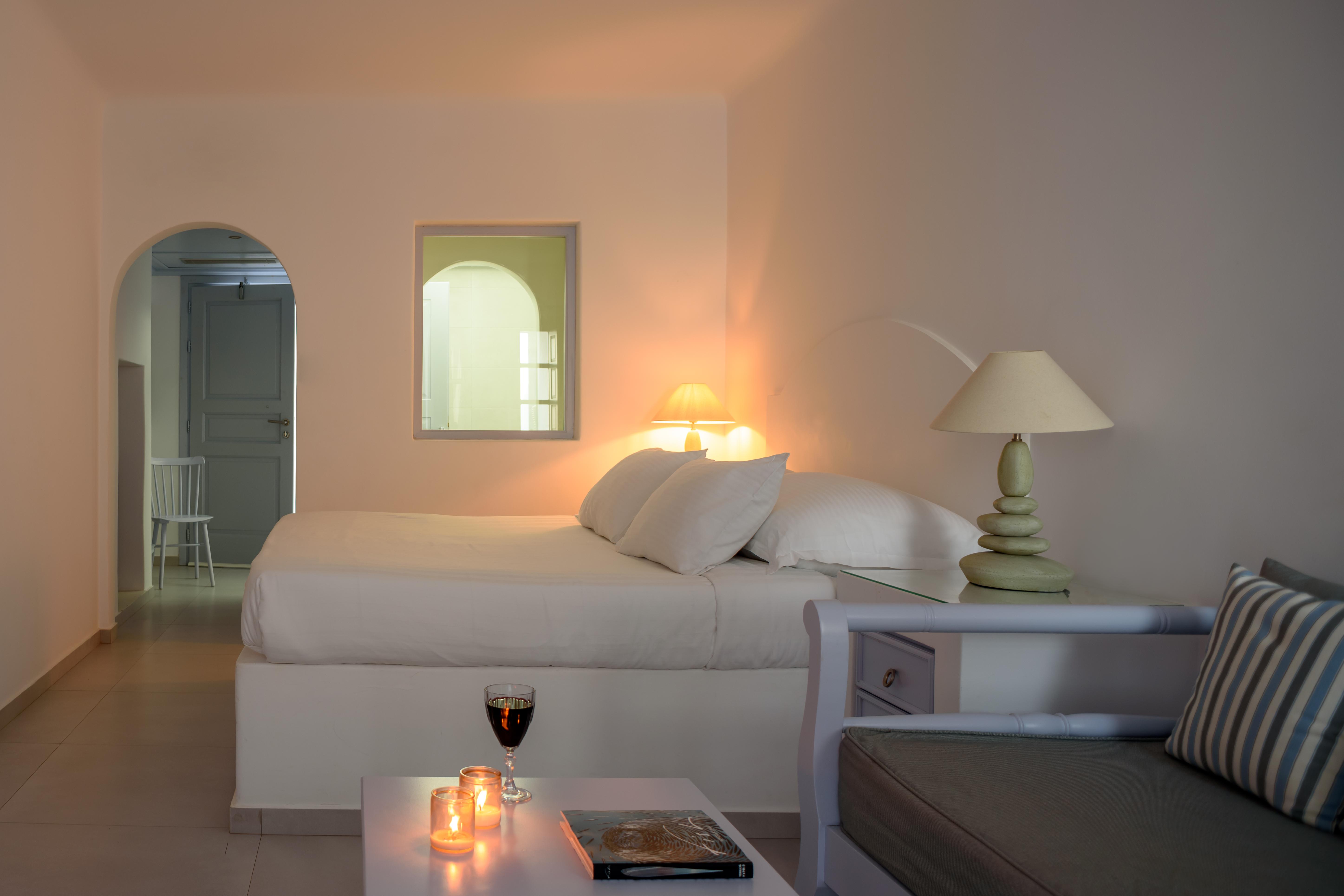 Maison Des Lys - Luxury Suites Akrotírion Eksteriør billede