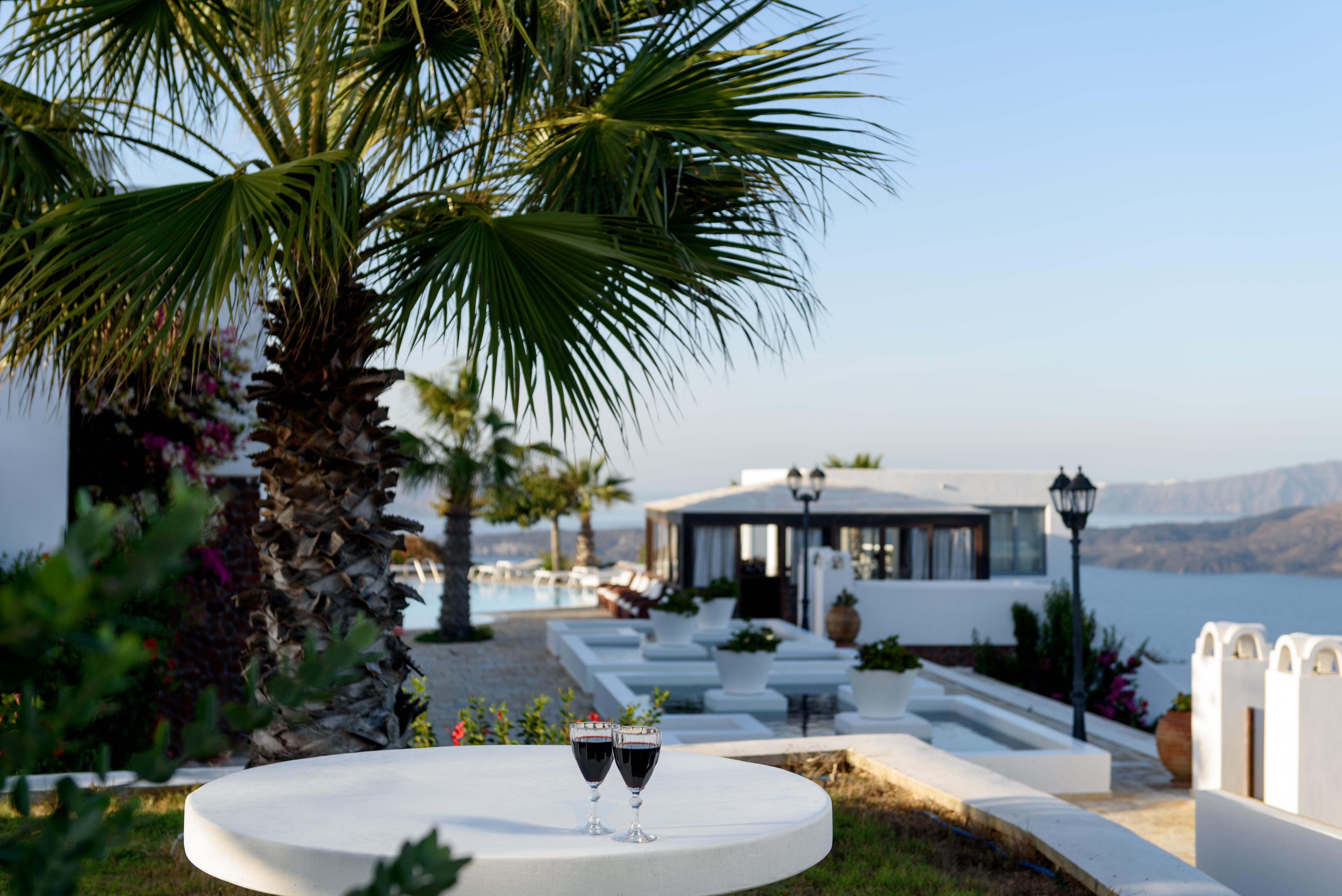 Maison Des Lys - Luxury Suites Akrotírion Eksteriør billede