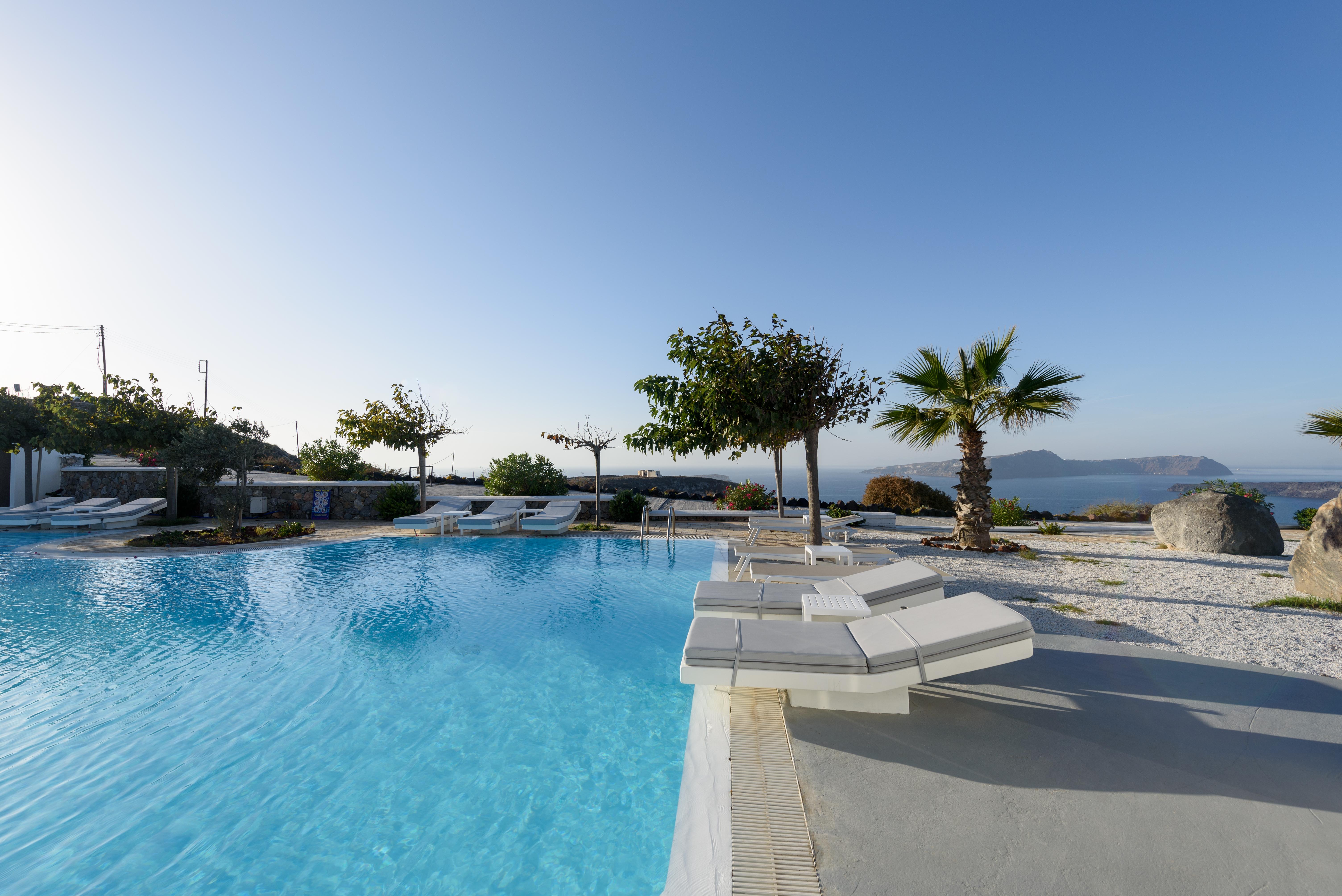 Maison Des Lys - Luxury Suites Akrotírion Eksteriør billede