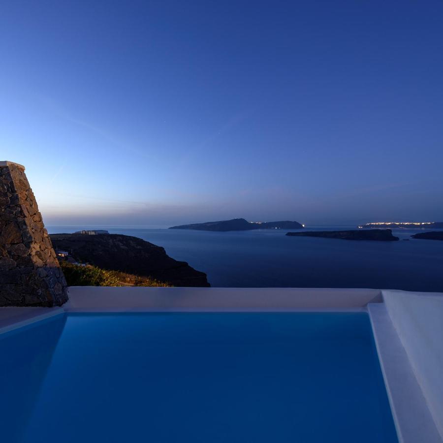 Maison Des Lys - Luxury Suites Akrotírion Eksteriør billede