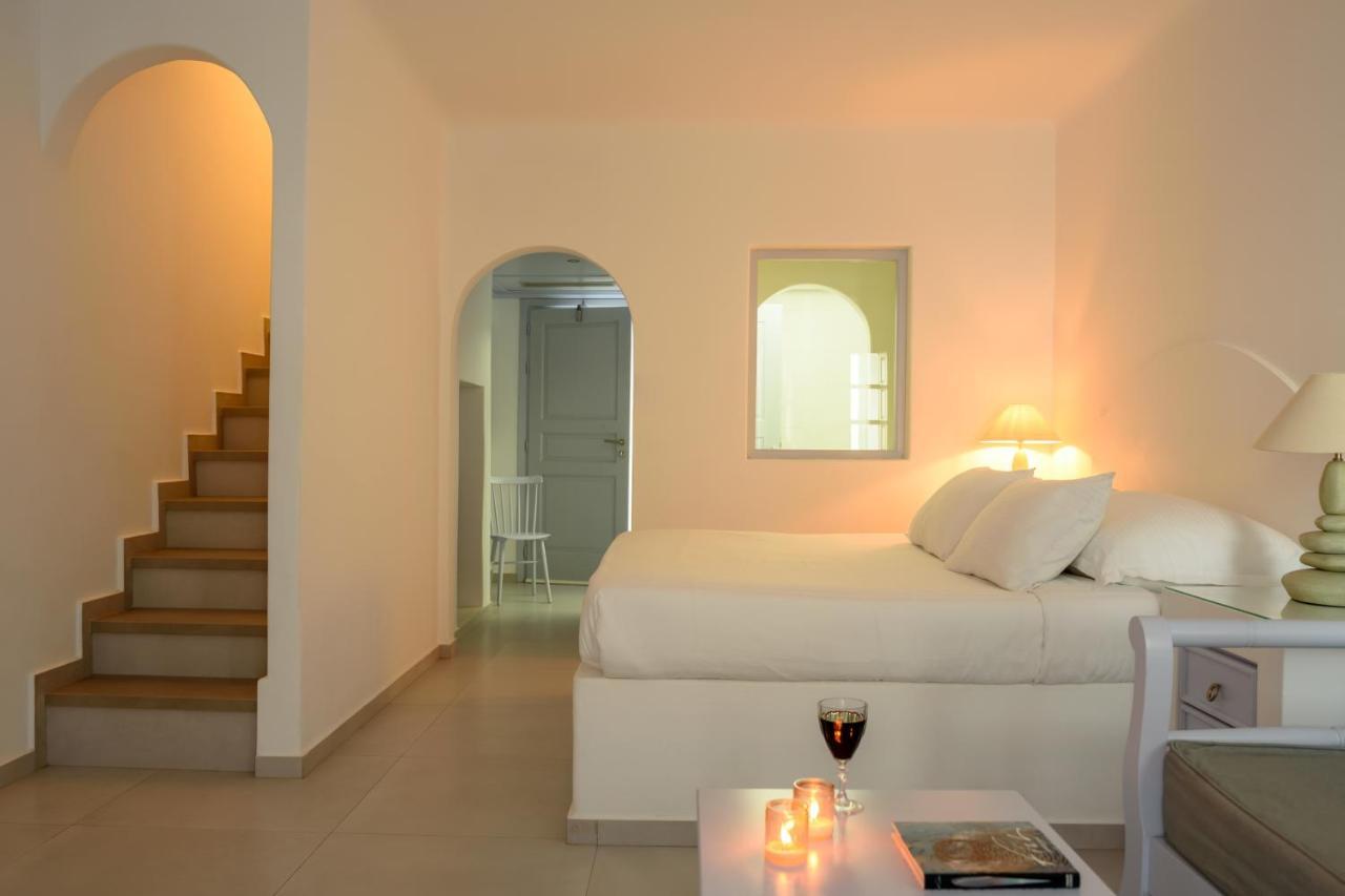 Maison Des Lys - Luxury Suites Akrotírion Eksteriør billede